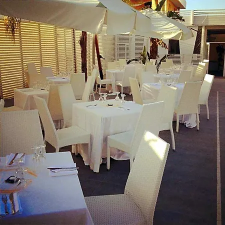 La Terrazza 3* بارليتا