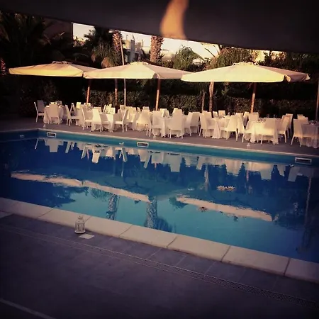La Terrazza Hotell Barletta